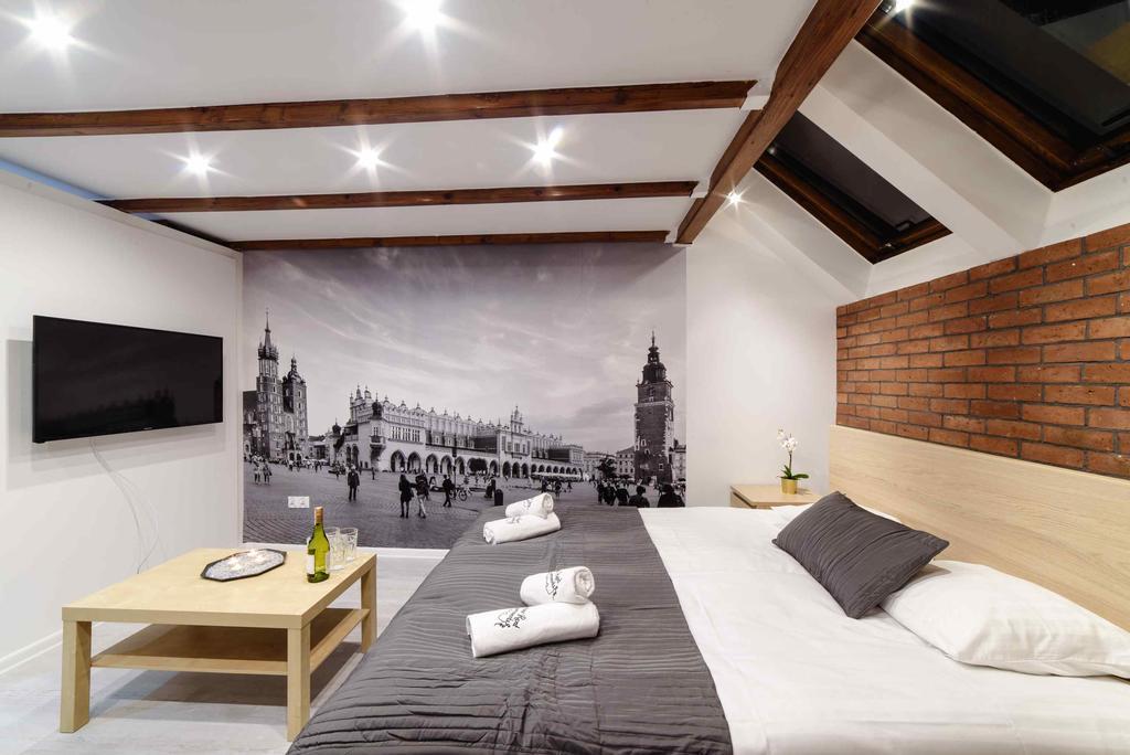 Cracow Rent Apartments - Spacious Apartments For 2-7 People In Quiet Area - Kolberga Street Nr 3 - 10 Min To Main Square By Foot Cracovie Extérieur photo