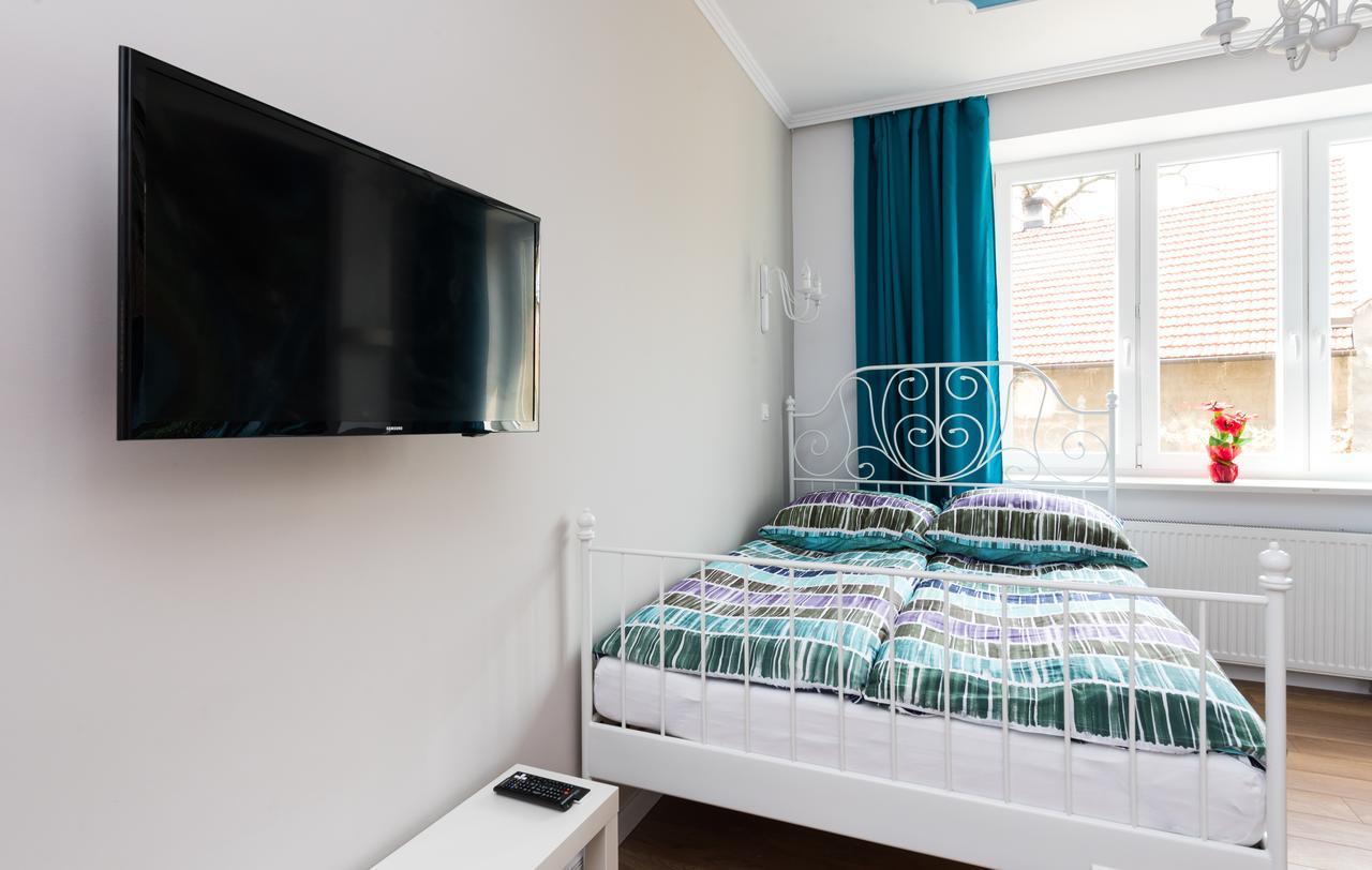 Cracow Rent Apartments - Spacious Apartments For 2-7 People In Quiet Area - Kolberga Street Nr 3 - 10 Min To Main Square By Foot Cracovie Extérieur photo