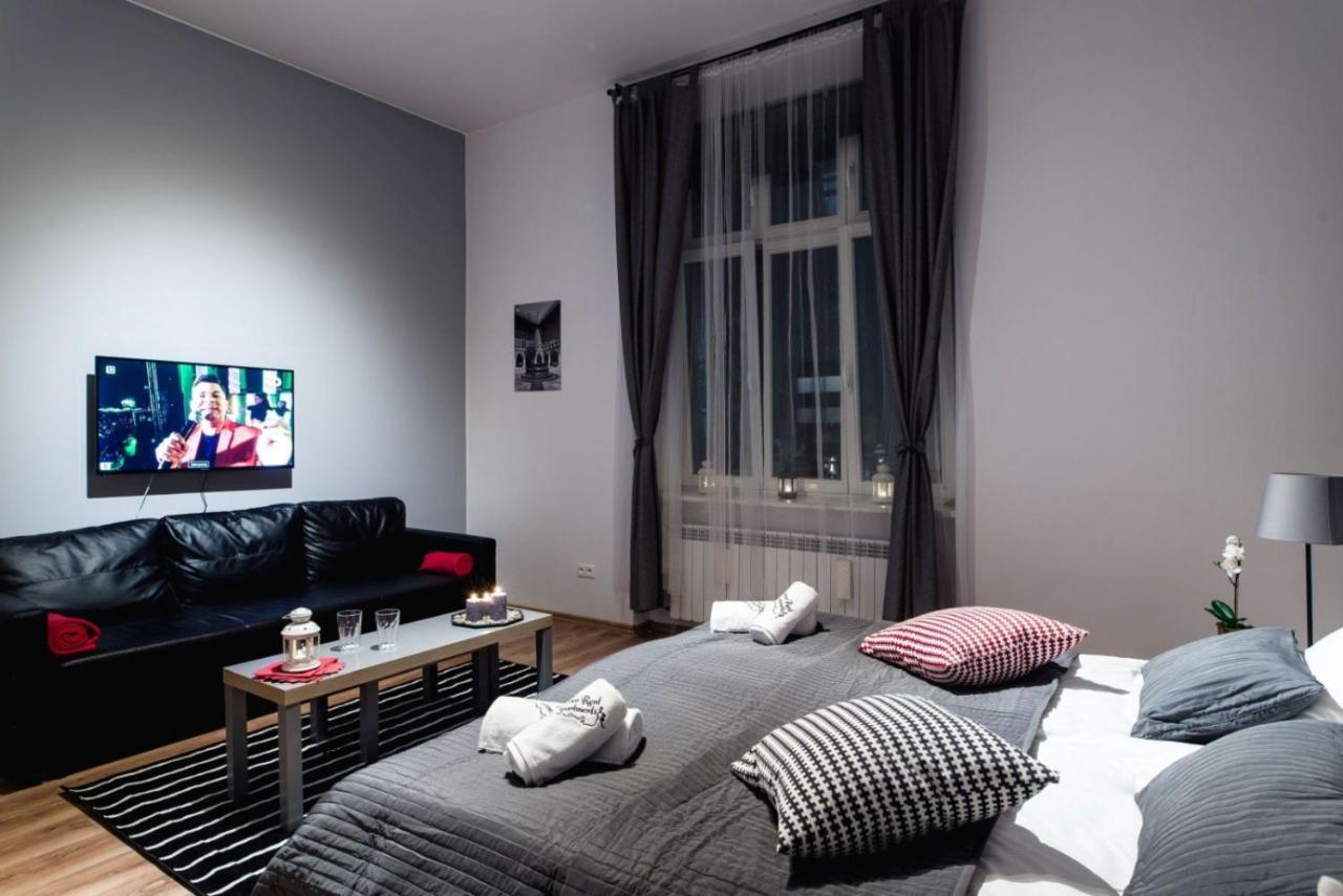 Cracow Rent Apartments - Spacious Apartments For 2-7 People In Quiet Area - Kolberga Street Nr 3 - 10 Min To Main Square By Foot Cracovie Extérieur photo